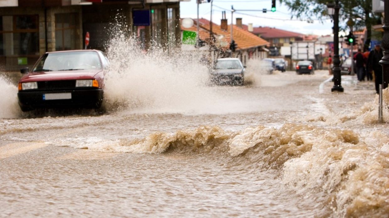 SoCal Soaked: Floods Wreak Havoc Ahead of Holidays